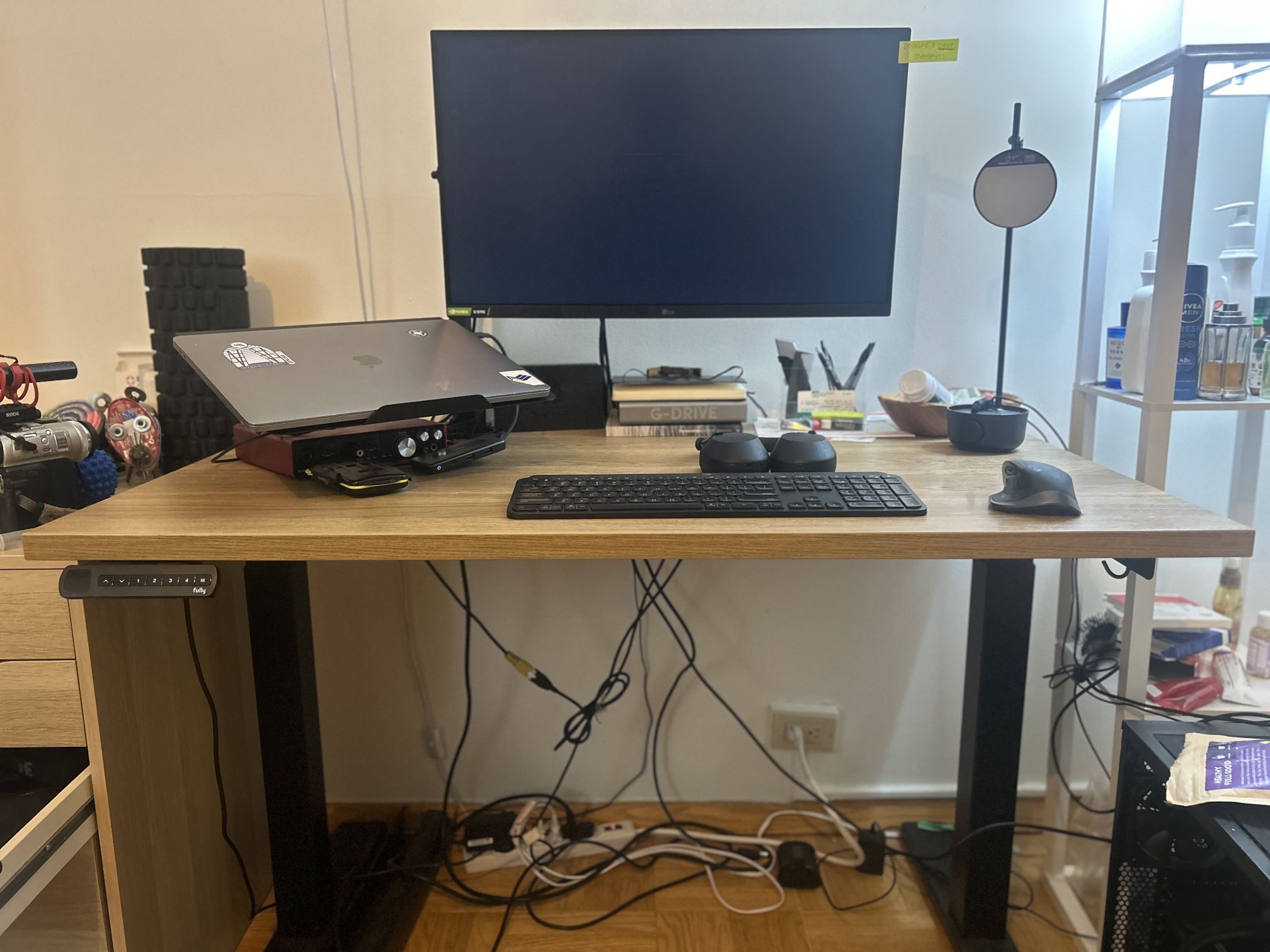 Electronic Standing Desk