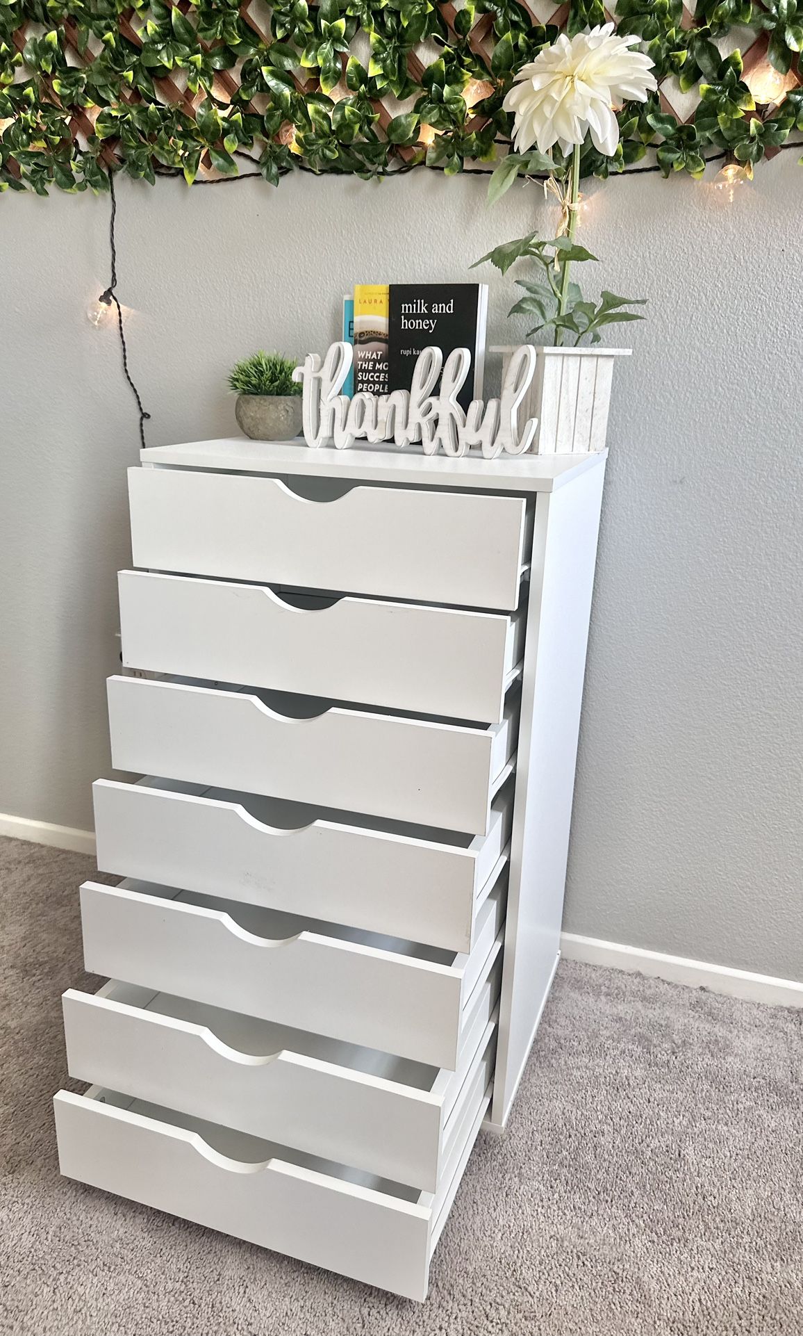White 7 Drawer Storage and Organization Chest