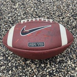 🏈 Eagles Bundle – Nike Football, 4 Flags & XL Shirt