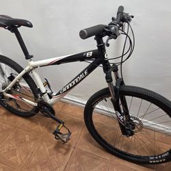 Cannondale Mountain Bike 