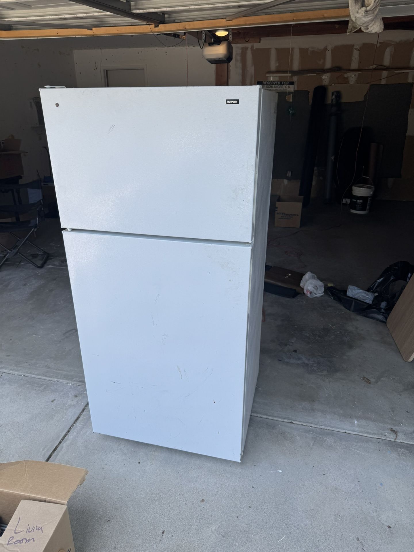 Refrigerator