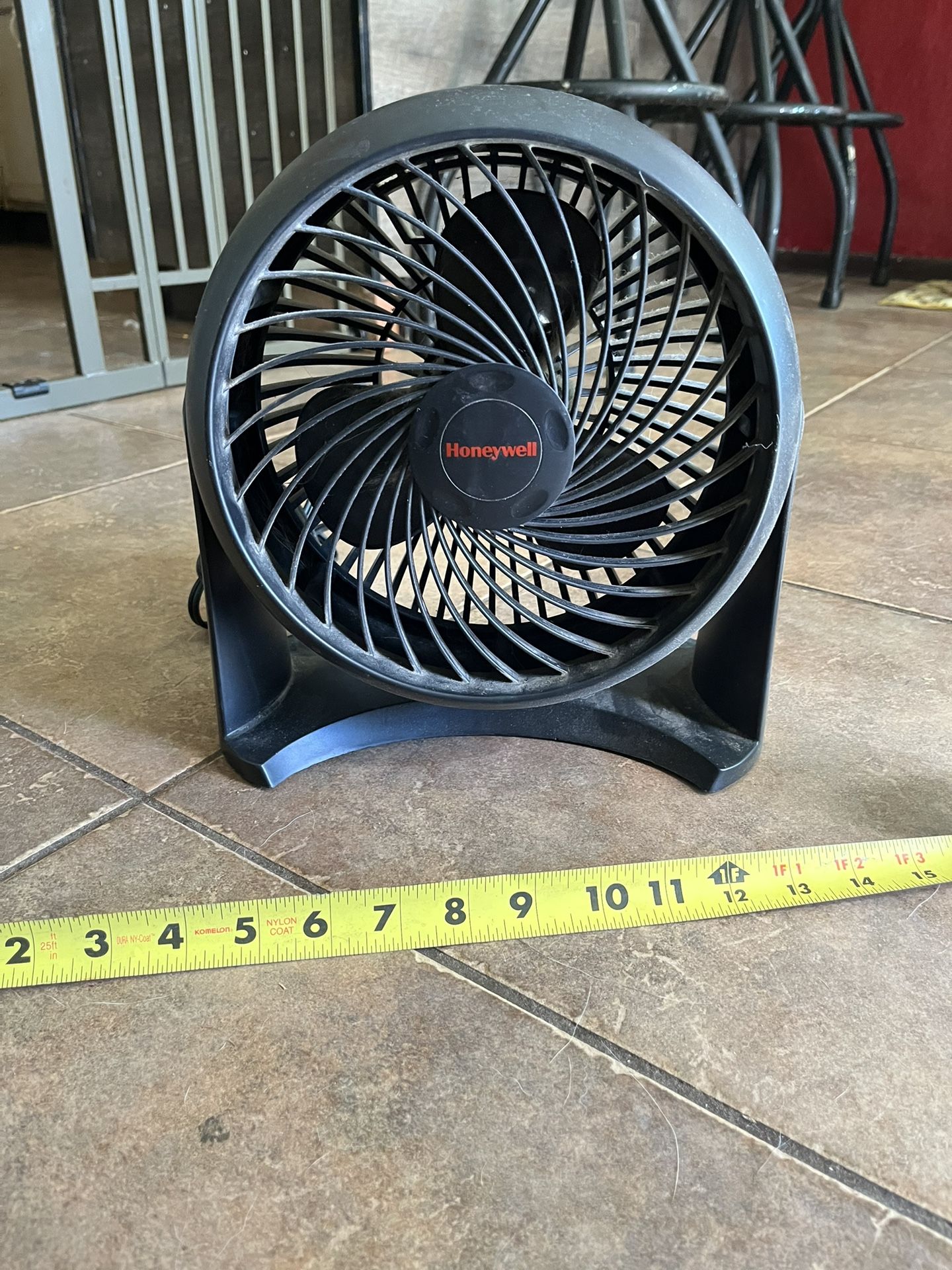 Honeywell Table Fan 