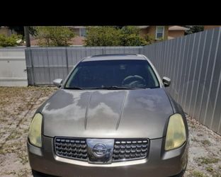 2004 Nissan Maxima