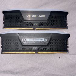 ddr5 Ram Sticks Rgb Corsair 32gb Total 2 16gb Mint Condition Can Come Over To Show 