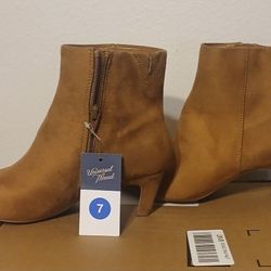 Ladies Stylish Boots $21