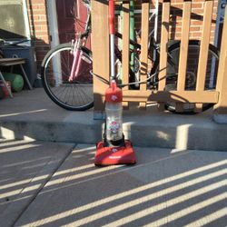 Dirt Devil Quick Path Vacuum 