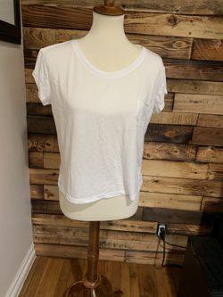 White Tee M