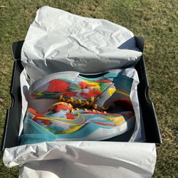 Size 10.5 - Nike Kobe 8 Protro Venice Beach