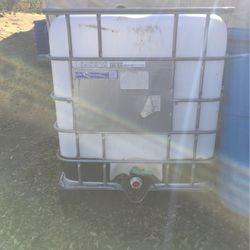 IBC Water Tank or Fluid Tank