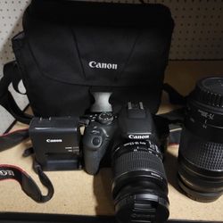 Canon EOS T7 Rebel