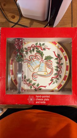 Christmas plate and knife