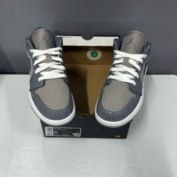 Jordan 1 Low Cool Grey 