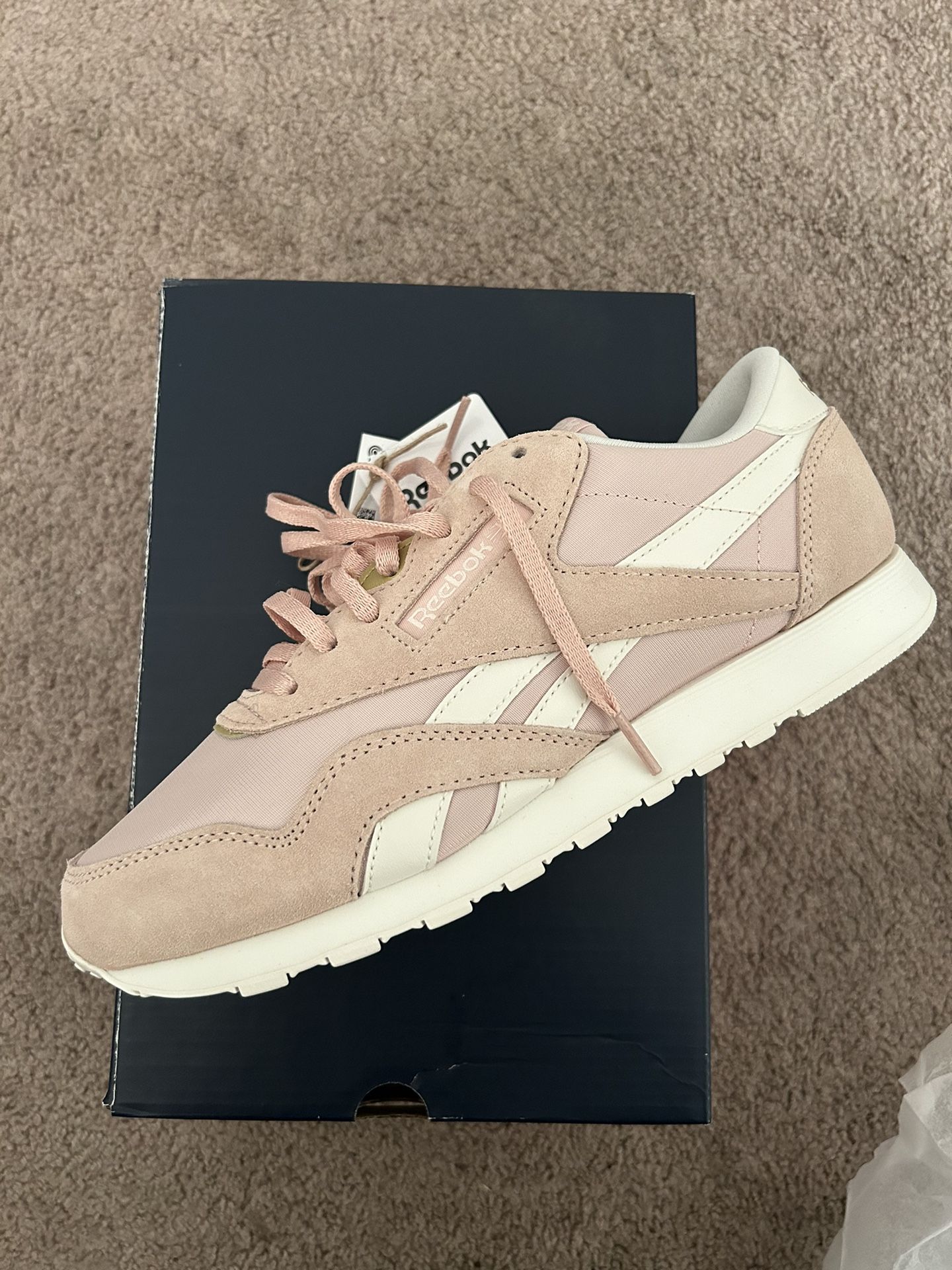 Reebok Classic Size 10 Women