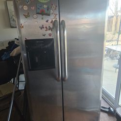 Refrigerator Frigidaire 