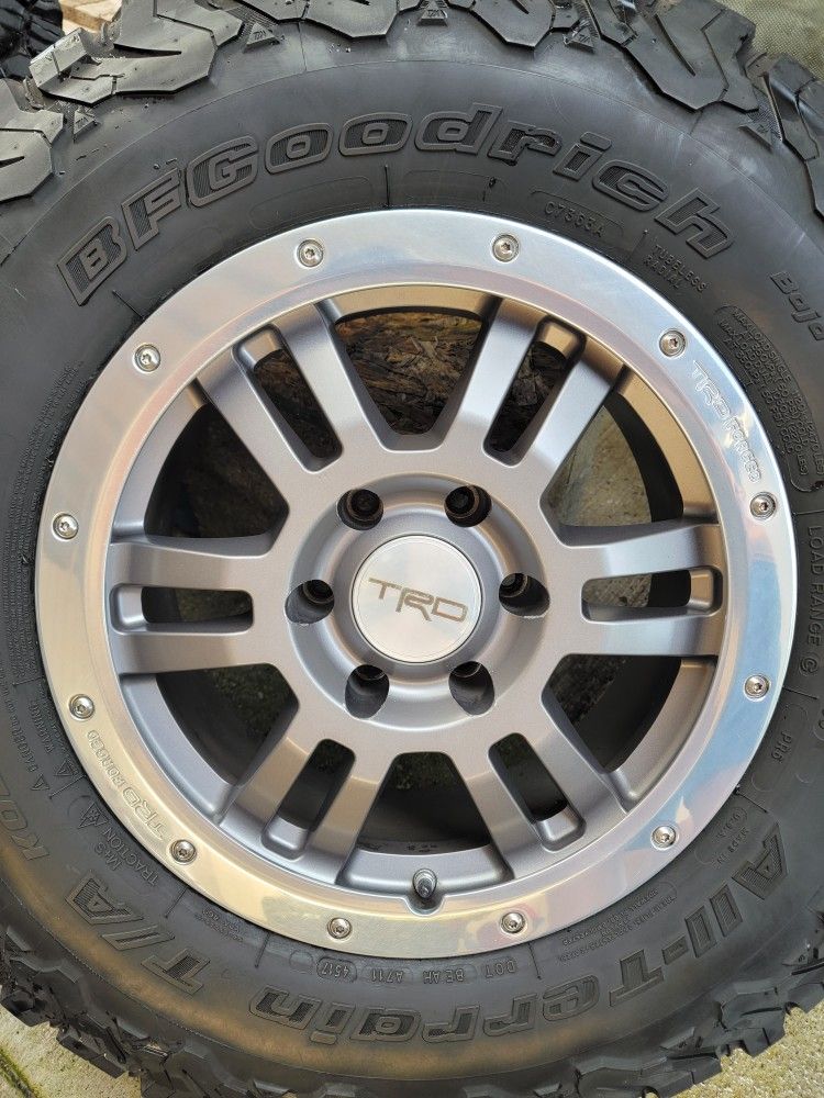 TRD Rock Warrior 17" Wheels
