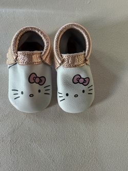 Freshly Picked Hello Kitty - Size 4