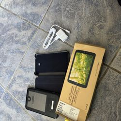 I Have This Tablet For A Couple Years. Found It In My Closet. Brand New Doesn’t Turn On Come Everything Looks In The Picture.