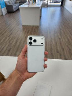Apple IPhone 17 Pro Max Unlocked for all carriers🔥