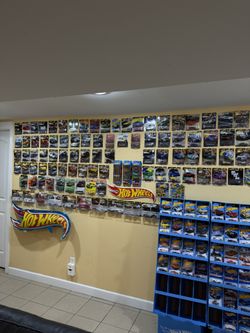 Hot Wheels Huge Collection !!
