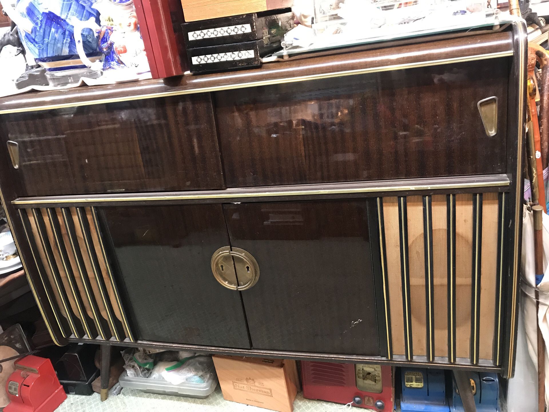 Vintage Blaupunkt Barcelona Radiogram Stereo Bar Console Cabinet
