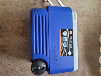 Igloo wheelie cooler