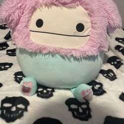 Bessem Mint And Pink Bigfoot