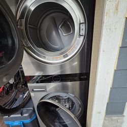 LG Washer And Dryer Set