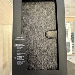 15 Pro Max COACH Folio Case in Black