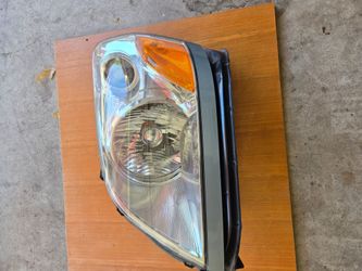 2003-2004-2005 HONDA PILOT PASENGEER SIDE HEADLIGHT