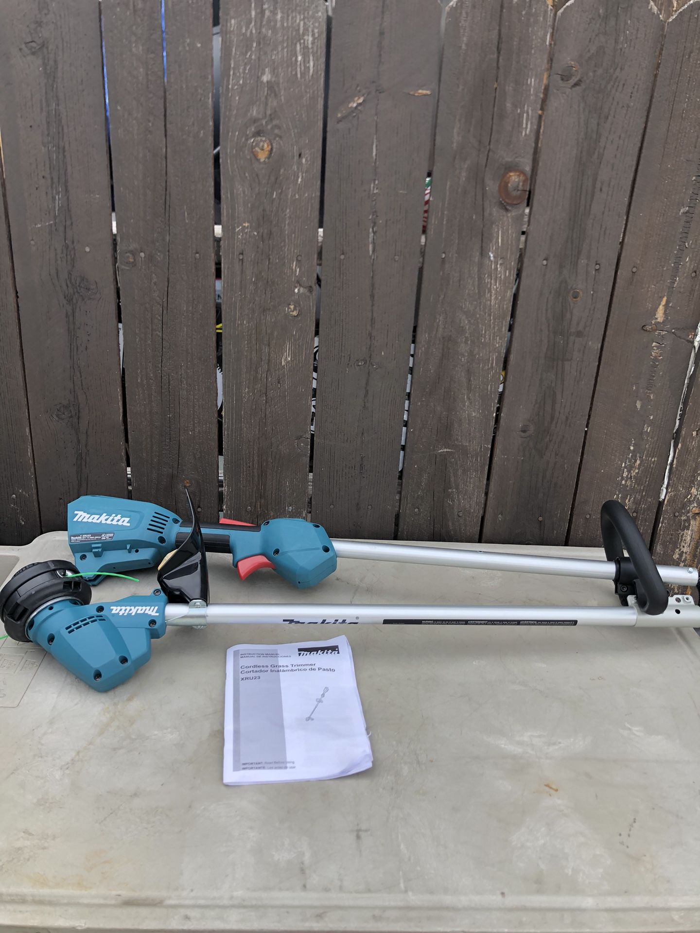 Makita Xru23 18v Lxt Brushless Li-ion 13 In. String
