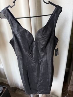 Guess Black Ribbed V-Neck Dress size 8 New