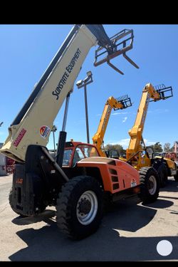 2015 JLG 1055 reach forklift