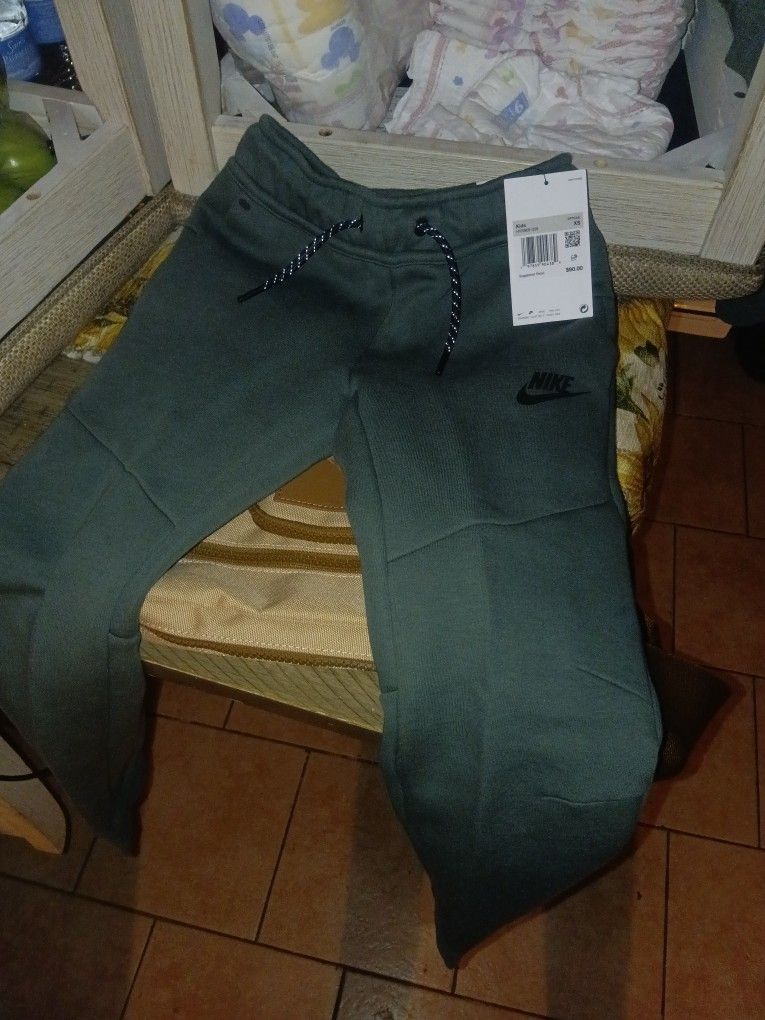 Nike Tech Joggers Kids Xs Greenish Grey