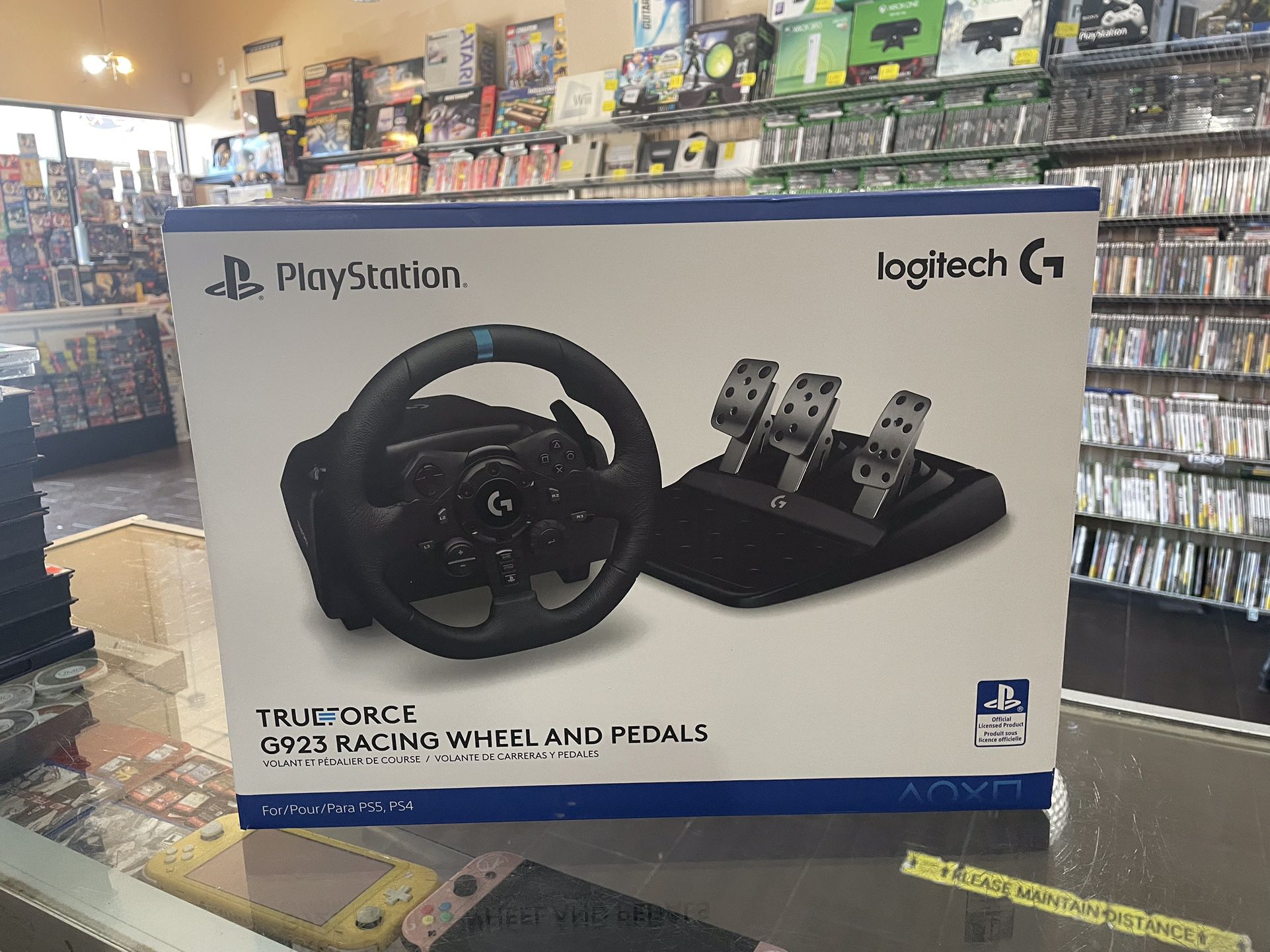 Racing Wheel And Pedals For PS5/PS4 Brand New 
