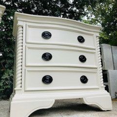 Gorgeous King Size Nightstands 