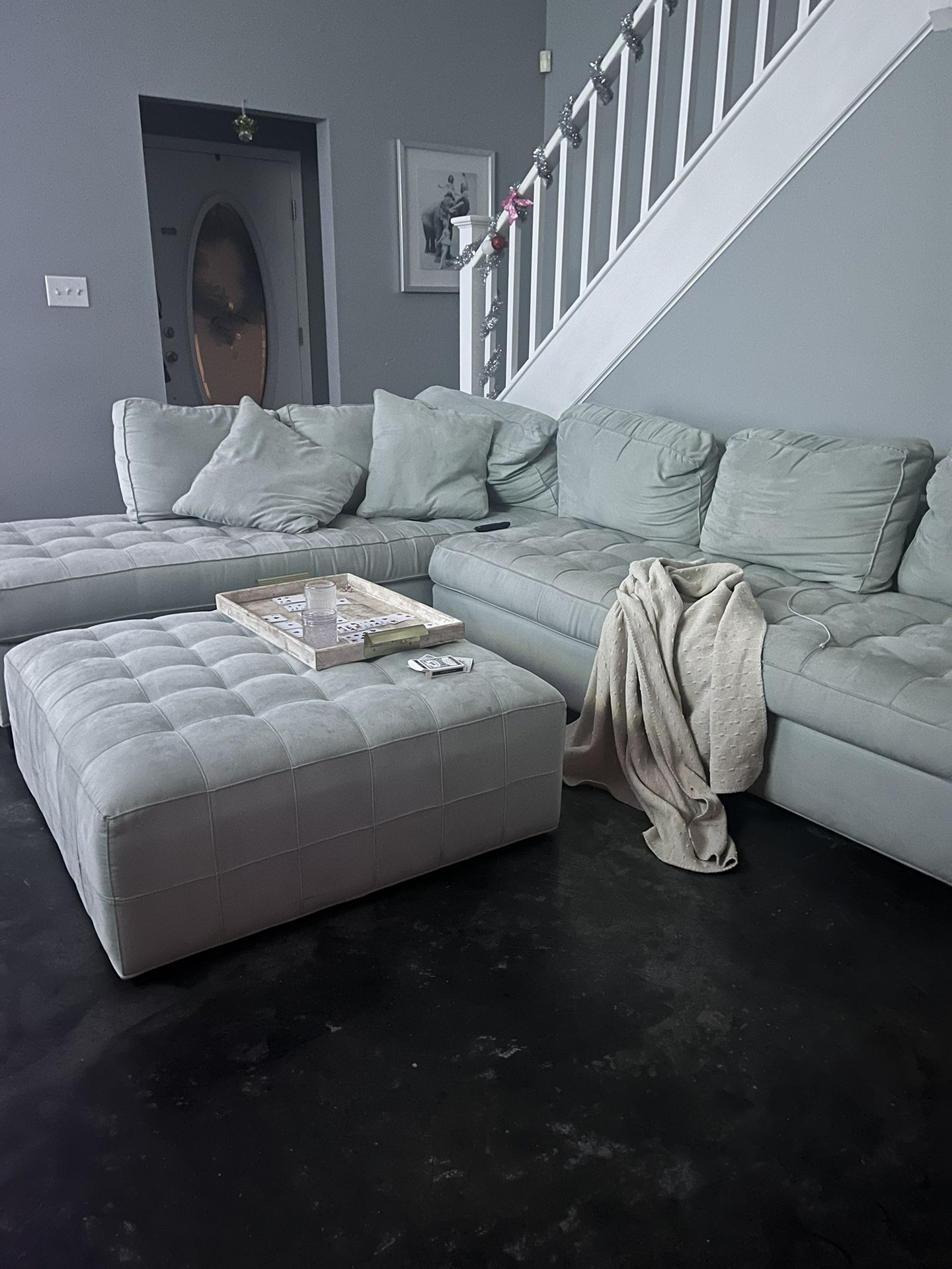 Sectional Sofa