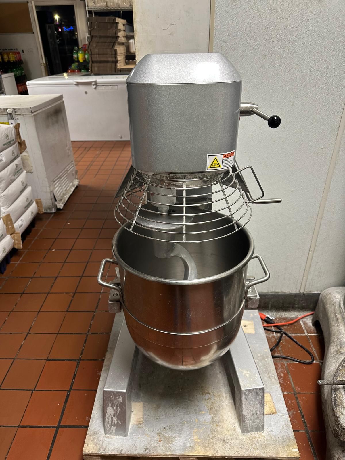 Commercial dough mixer