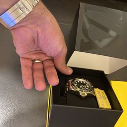 Automatic luxury watch