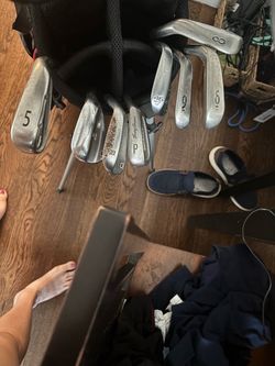 Mixed Set of Golf Irons w bag