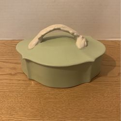 Trinket Box Soft Green Glaze With White Applied Handle 7” X 5 L7