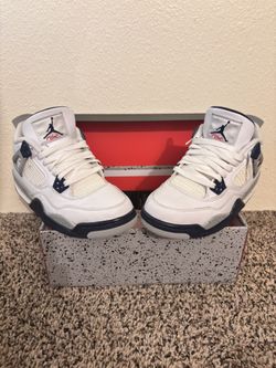 Jordan 4 Midnight Navy 6.5