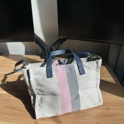 Kate spade tote purse with strap