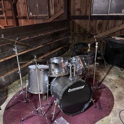 Ludwig Drum Set