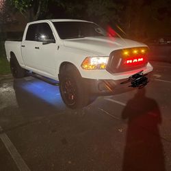 2017 Dodge Ram 1500 SLT Crew Cab