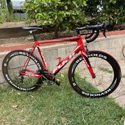 FUJI ALTAMIRA