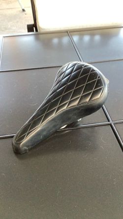 Vintage BMX, Old School, Diamond Quilt Seat, 70s BMX, Klunker, Beach Cruiser, MTB, Road Bike, Located in La Habra