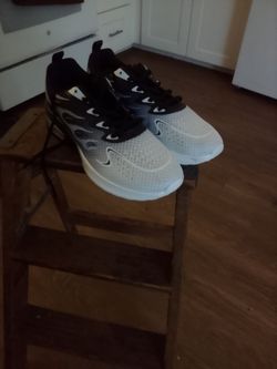 Off brand size 41 shoes