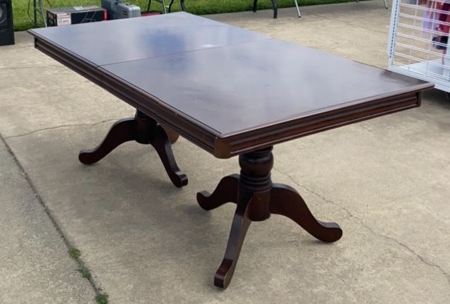 Wooden Dining Table - Seats 6 (NO CHAIRS)