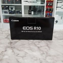 Canon EOS R10 RF-s F4.5-6.3 IS STM Kit ☆ Ask About Our R10 Inventory ☆