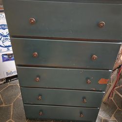 5-Drawer Dresser